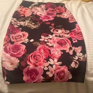 Floral pencil skirt